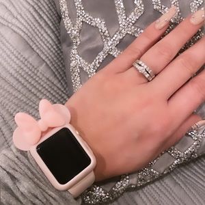 Minnie Mouse apple watch accessory